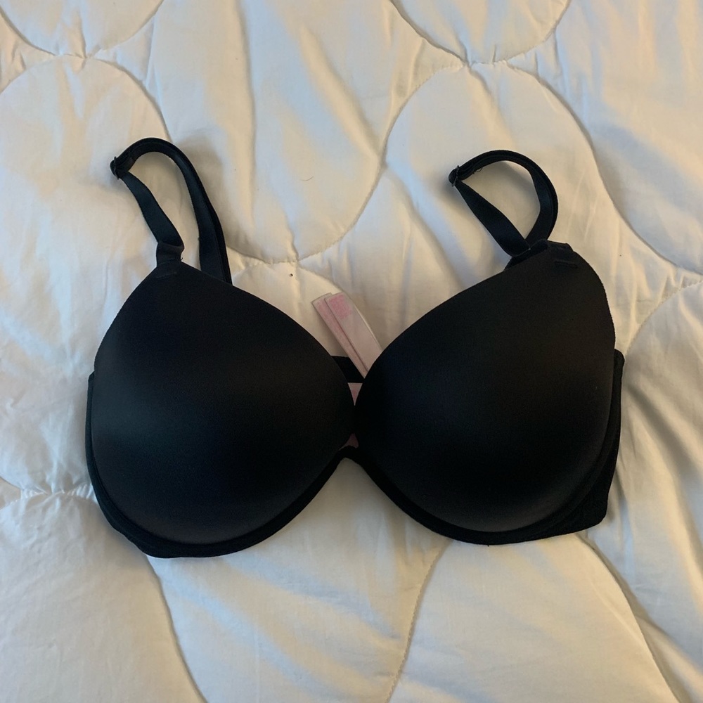 34DD BLACK PINK VICTORIA’S SECRET PUSH-UP BRA